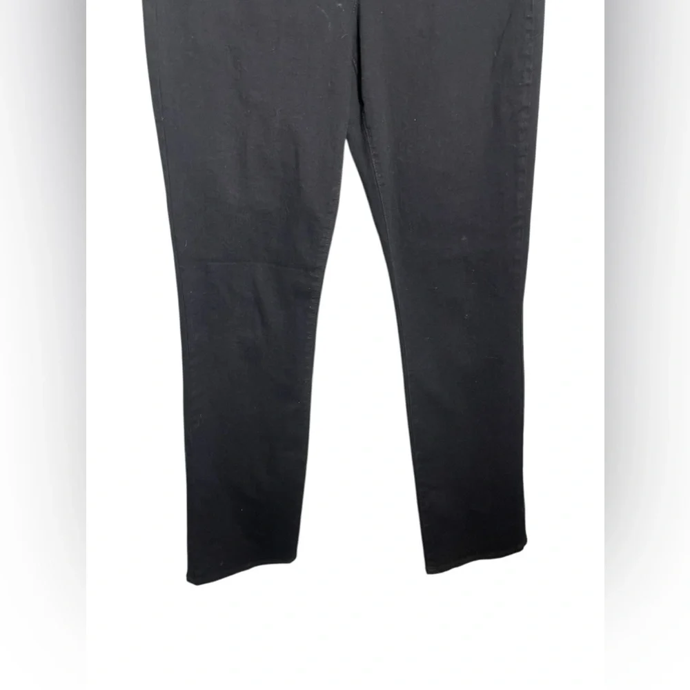 NYDJ jeans size 6 Marilyn Straight Black Bling Pockets PERFECT 🖤🖤🖤‎